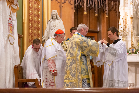 Cardinal Raymond Burke Celebrates Solemn Pontifical Mass, Basilica of St. John the Evangelist, July 16 2021 - Stamford, CT